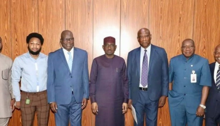 Crude oil refiners task CBN on intervention fund – OnePage Africa