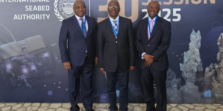 Handshake across the Atlantic for maritime development