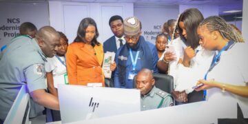 Customs hosts Igbinedion University students on educational excursion