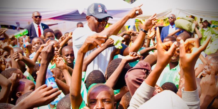 CGC Adeniyi commissions renovated Ajegunle school under “Customs Cares” CSR Initiative