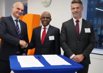 NPA, APM Terminals sign MoU on container freight electrification