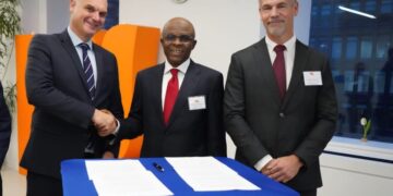 NPA, APM Terminals sign MoU on container freight electrification