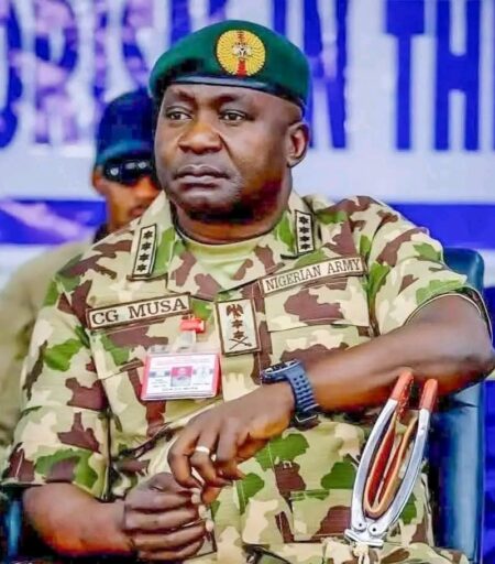 Ex-Special Forces Commander urges military community to back defence minister-designate