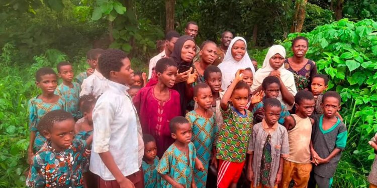 Security forces secure unconditional release of abducted children from terrorists in Oyo National Forest