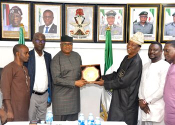 FOU Zone ‘A’: Maritime journalists celebrate Controller Gambo Aliyu for excellent performance